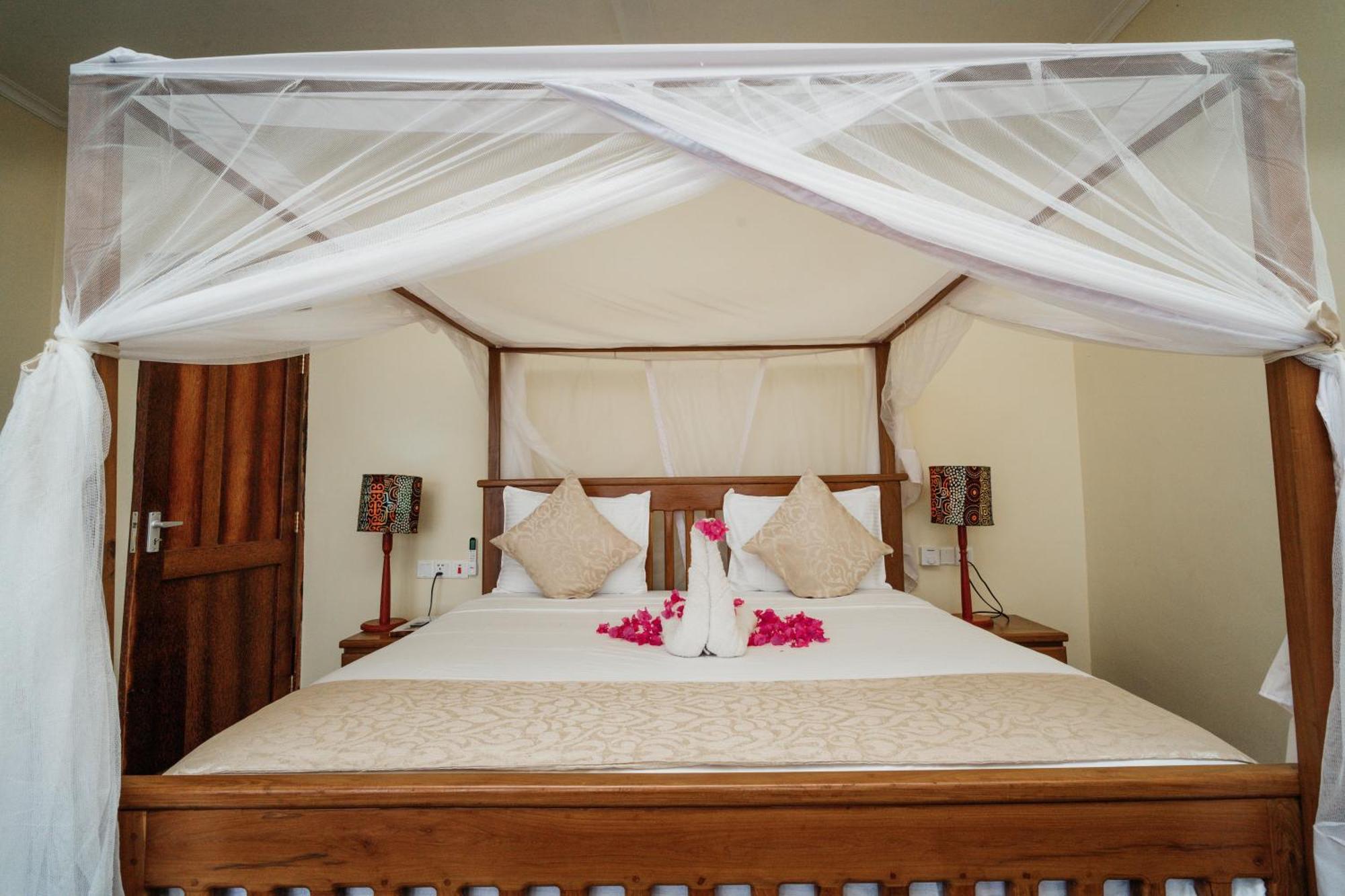 Maisara Mafia Beach Lodge Kilindoni Bagian luar foto